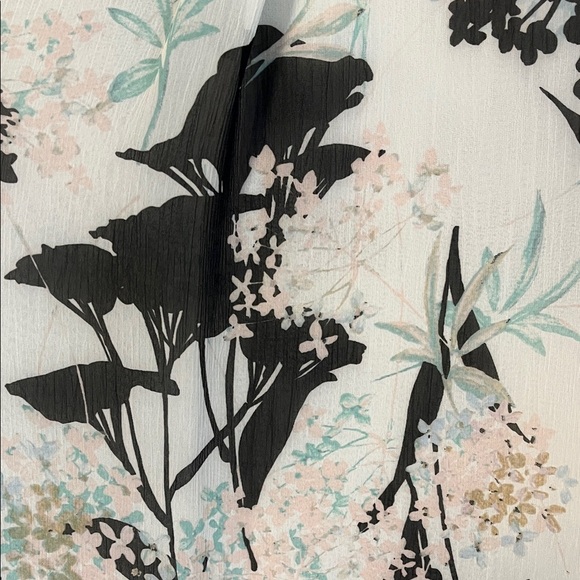 Tommy Hilfiger Floral Ruffle Blouse Lined White Black Turquoise Colors, Size M - Picture 10 of 12